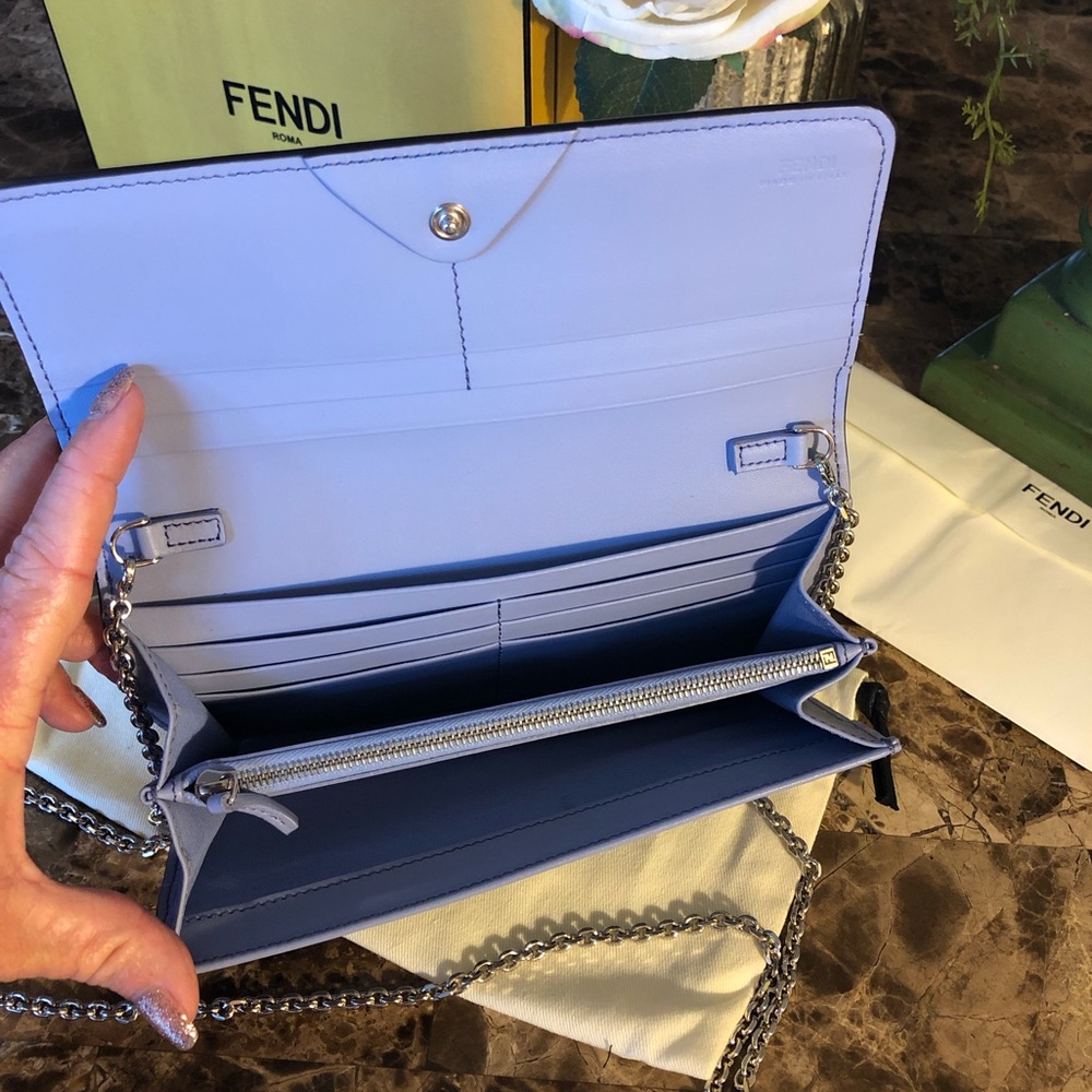 AUTH Fendi Rainbow Studded NEW Clutch Wallet - Picture 6 of 8